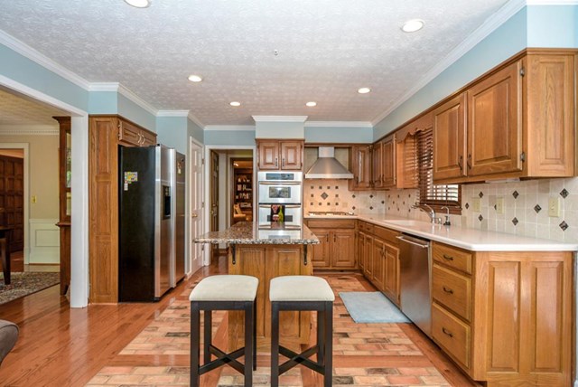 305 Spindle Ct, Sandy Springs, United States 30350