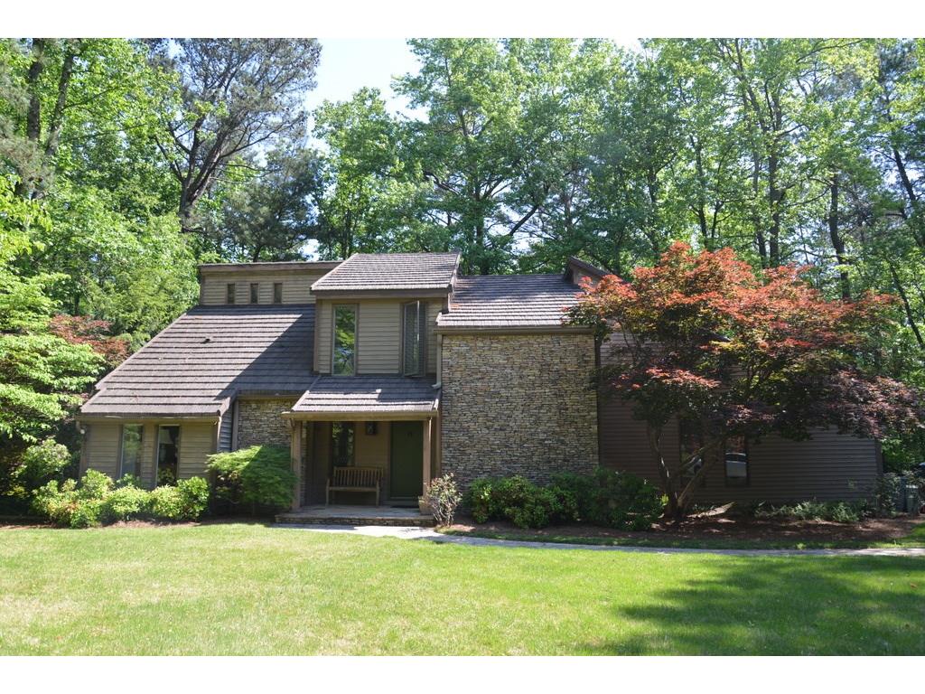8155 Innsbruck Drive, Sandy Springs, GA 30350