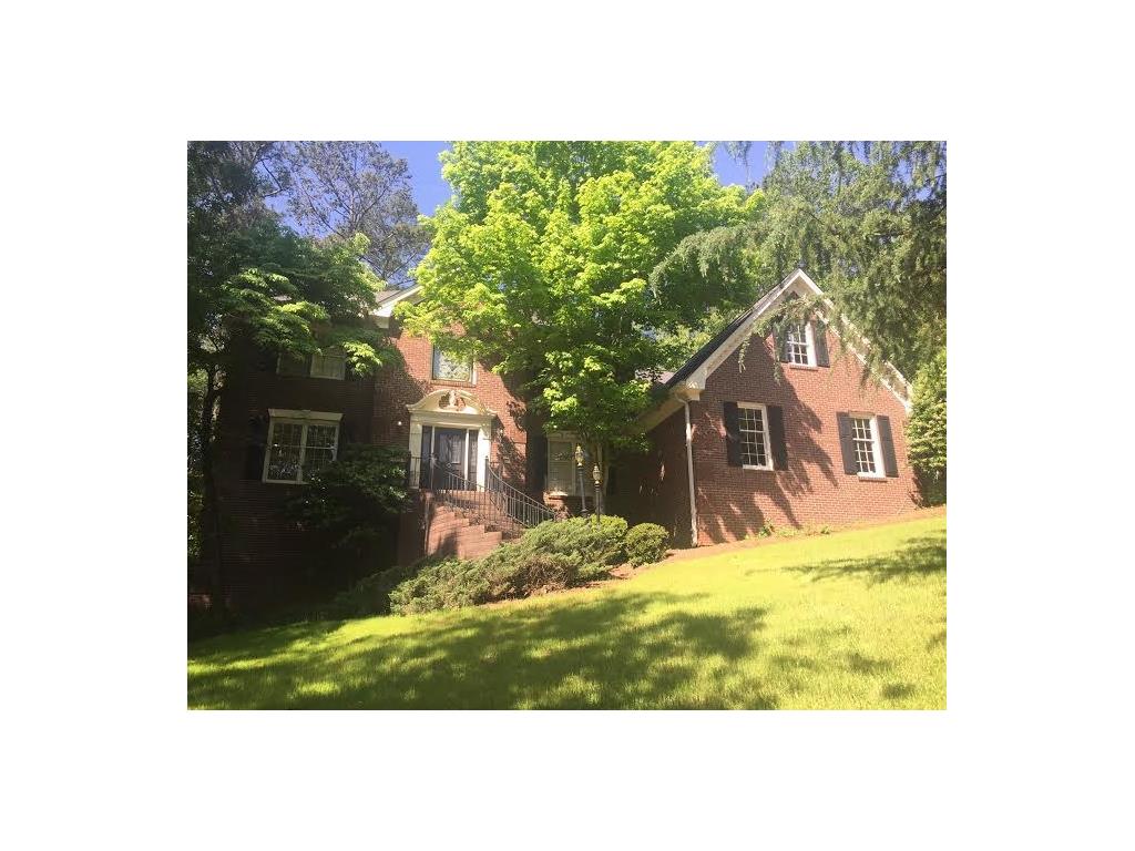 7580 Hunters Woods Drive, Sandy Springs, GA 30350