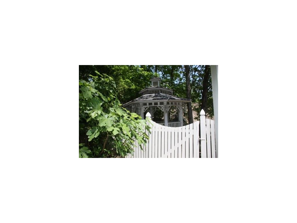 8210 Grogans Ferry Road, Sandy Springs, GA 30350