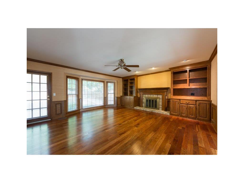 7730 Dunvegan Close, Sandy Springs, GA 30350