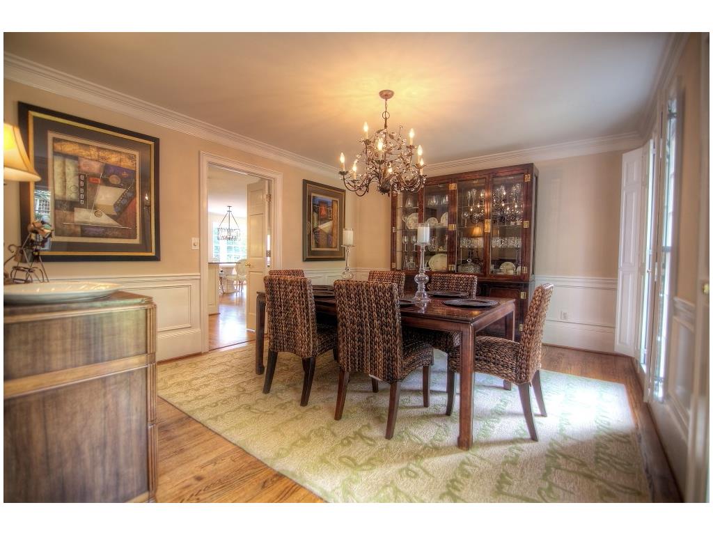 725 Amster Green Drive, Sandy Springs, GA 30350