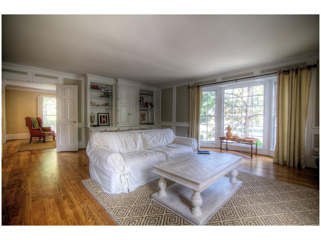 725 Amster Green Drive, Sandy Springs, GA 30350