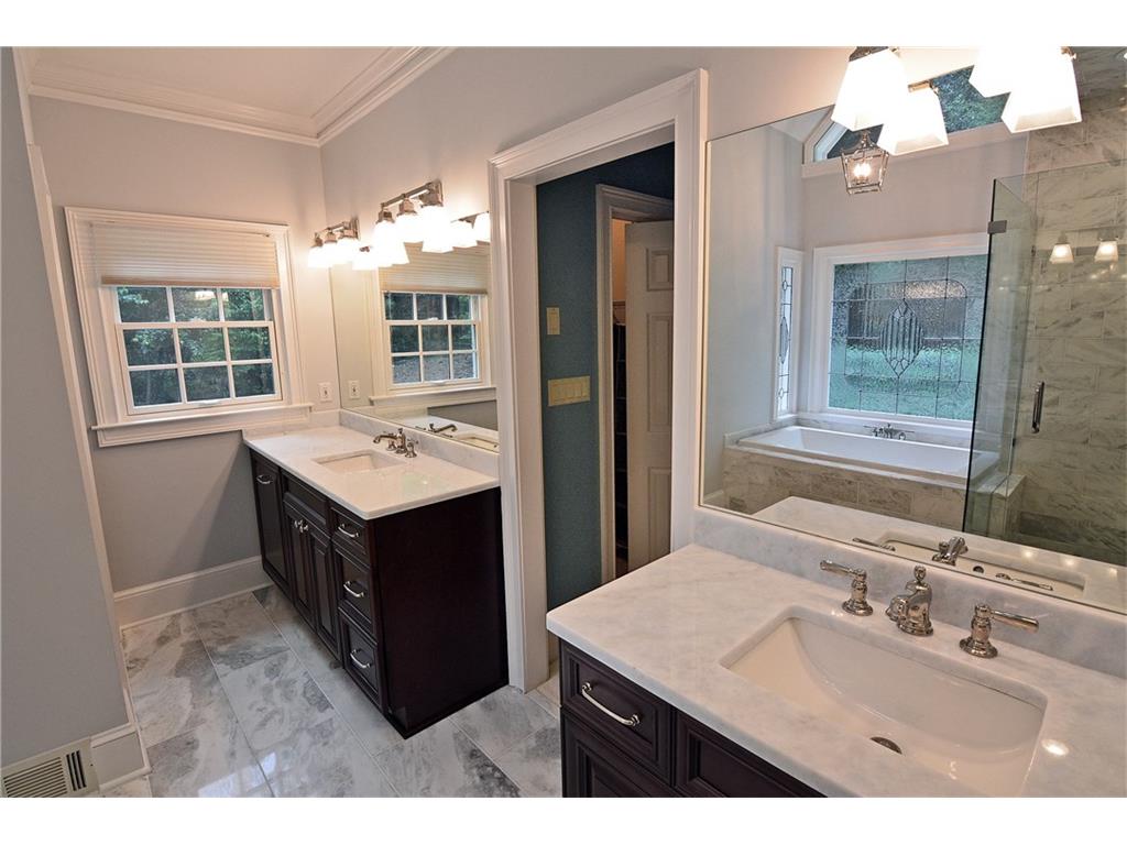 7445 Stoneykirk Close, Sandy Springs, GA 30350