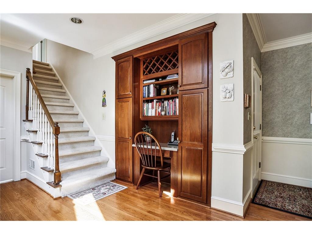 2920 Coles Way, Sandy Springs, GA 30350