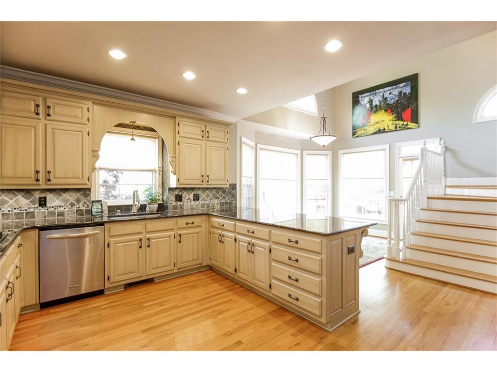 600 Avignon Court, Sandy Springs, GA 30350
