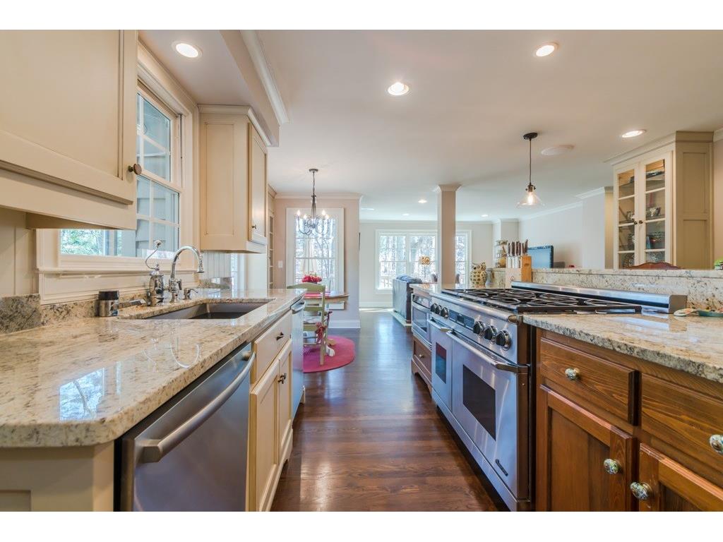 9020 Huntcliff Trace, Sandy Springs, GA 30350