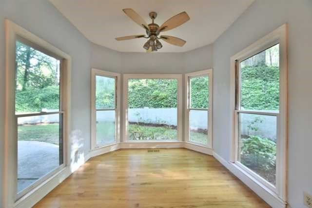 410 Huntcliff Grn, Sandy Springs, United States 30350