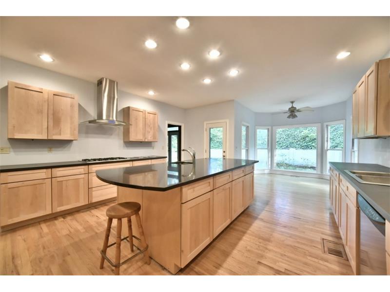 410 Huntcliff Green, Sandy Springs, United States 30350