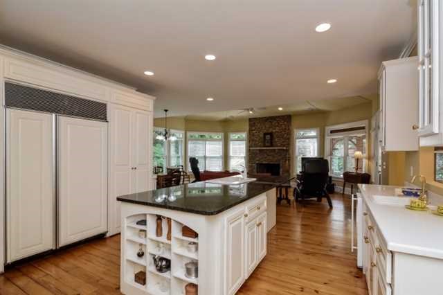 8050 Monticello Dr, Sandy Springs, United States 30350