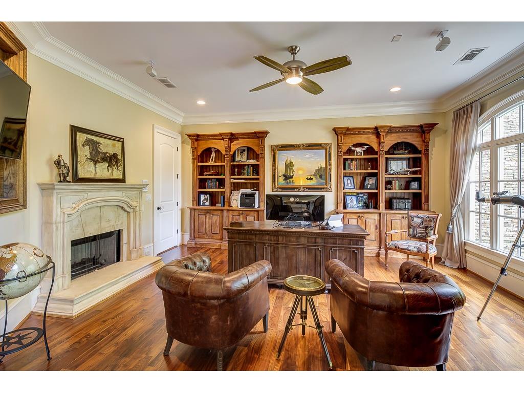 8395 Jett Ferry Road, Sandy Springs, GA 30350