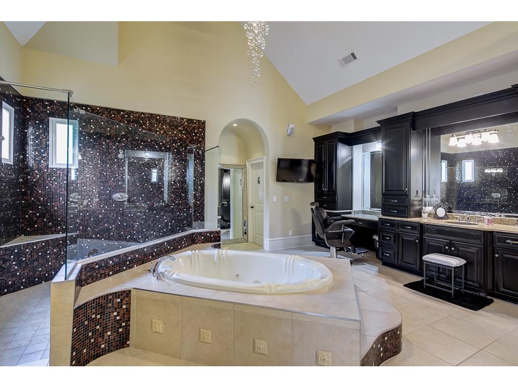 8395 Jett Ferry Road, Sandy Springs, GA 30350