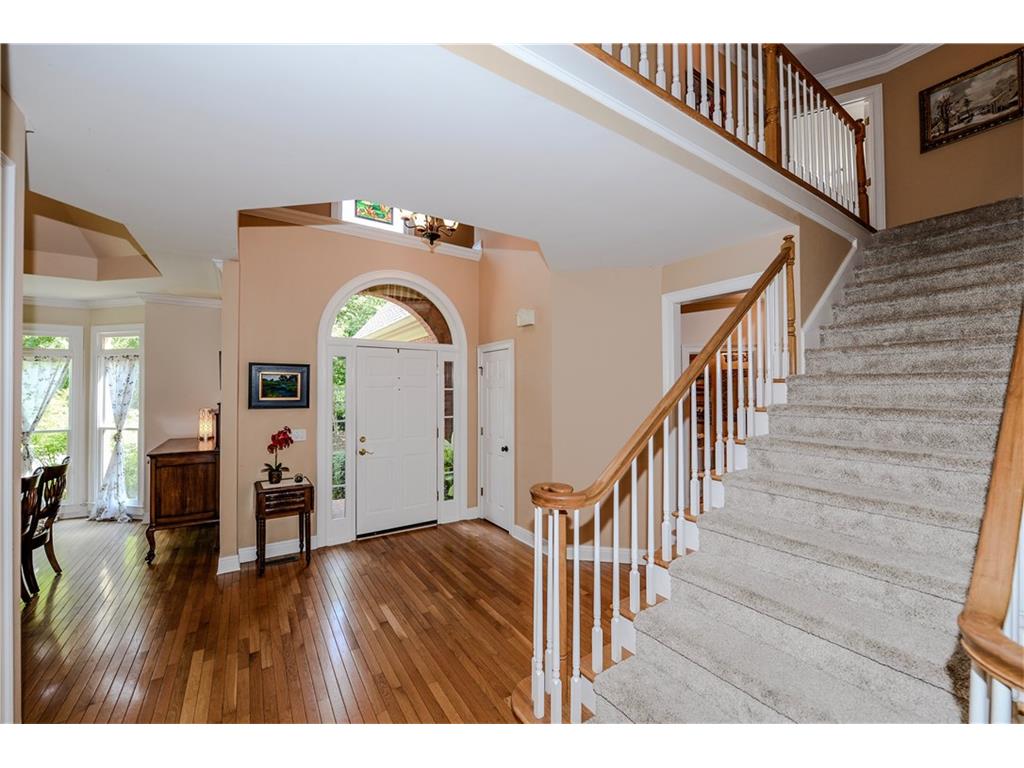 2349 Dunwoody Hollow Drive, Dunwoody, GA 30360