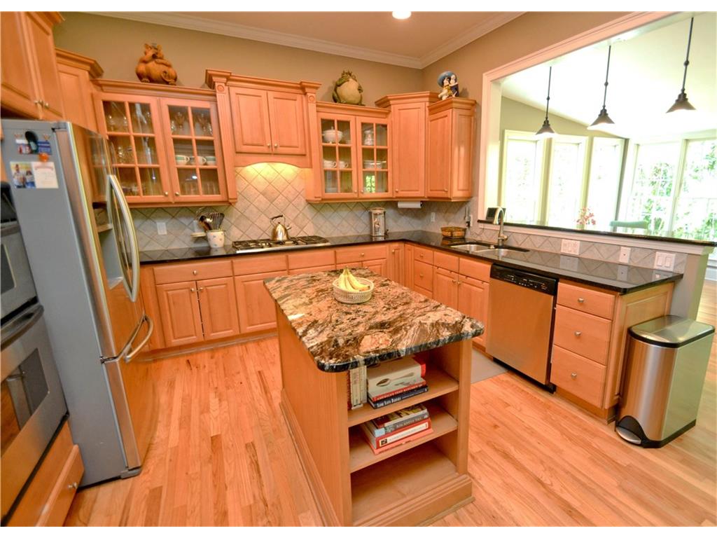 5416 Dunwoody Glen Court, Dunwoody, GA 30360