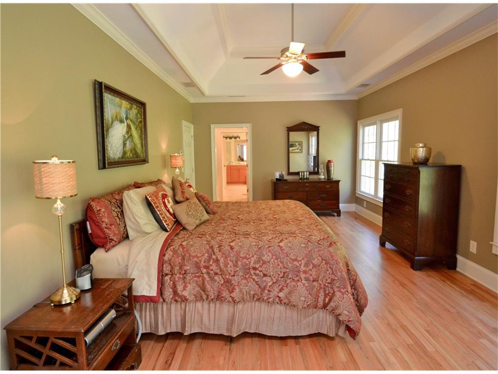 5416 Dunwoody Glen Court, Dunwoody, GA 30360