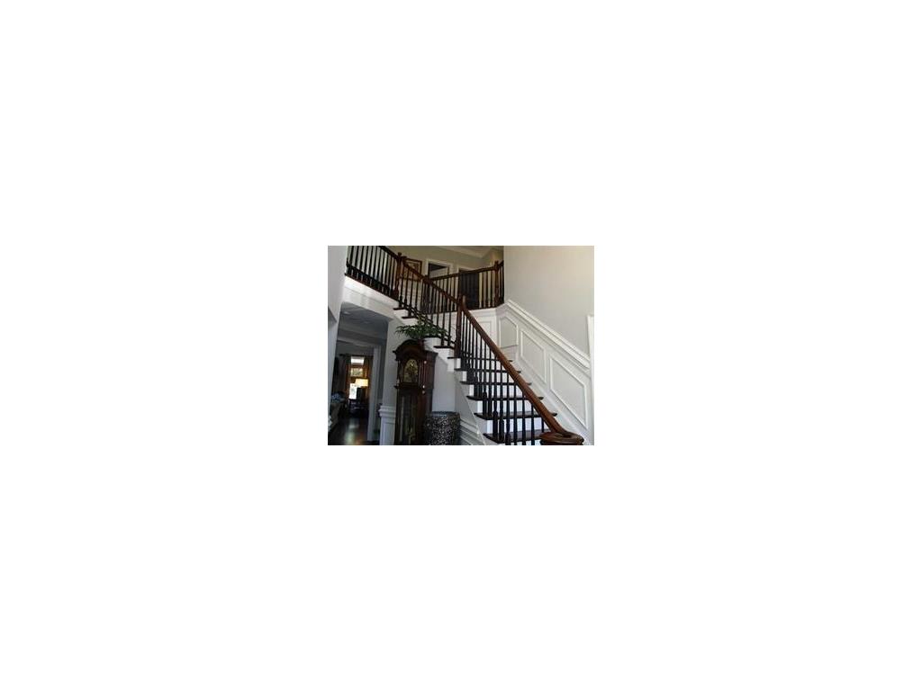 5413 Dunwoody Glen Court, Atlanta, GA 30360