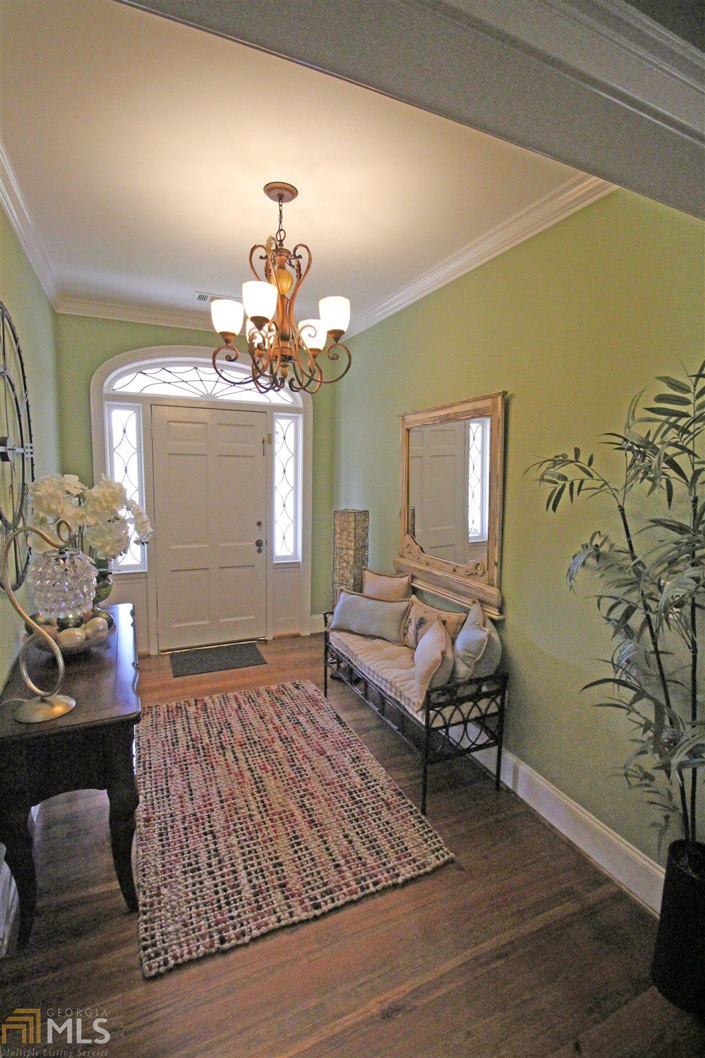 1726 Blue Ridge Dr, Gainesville, GA 30501