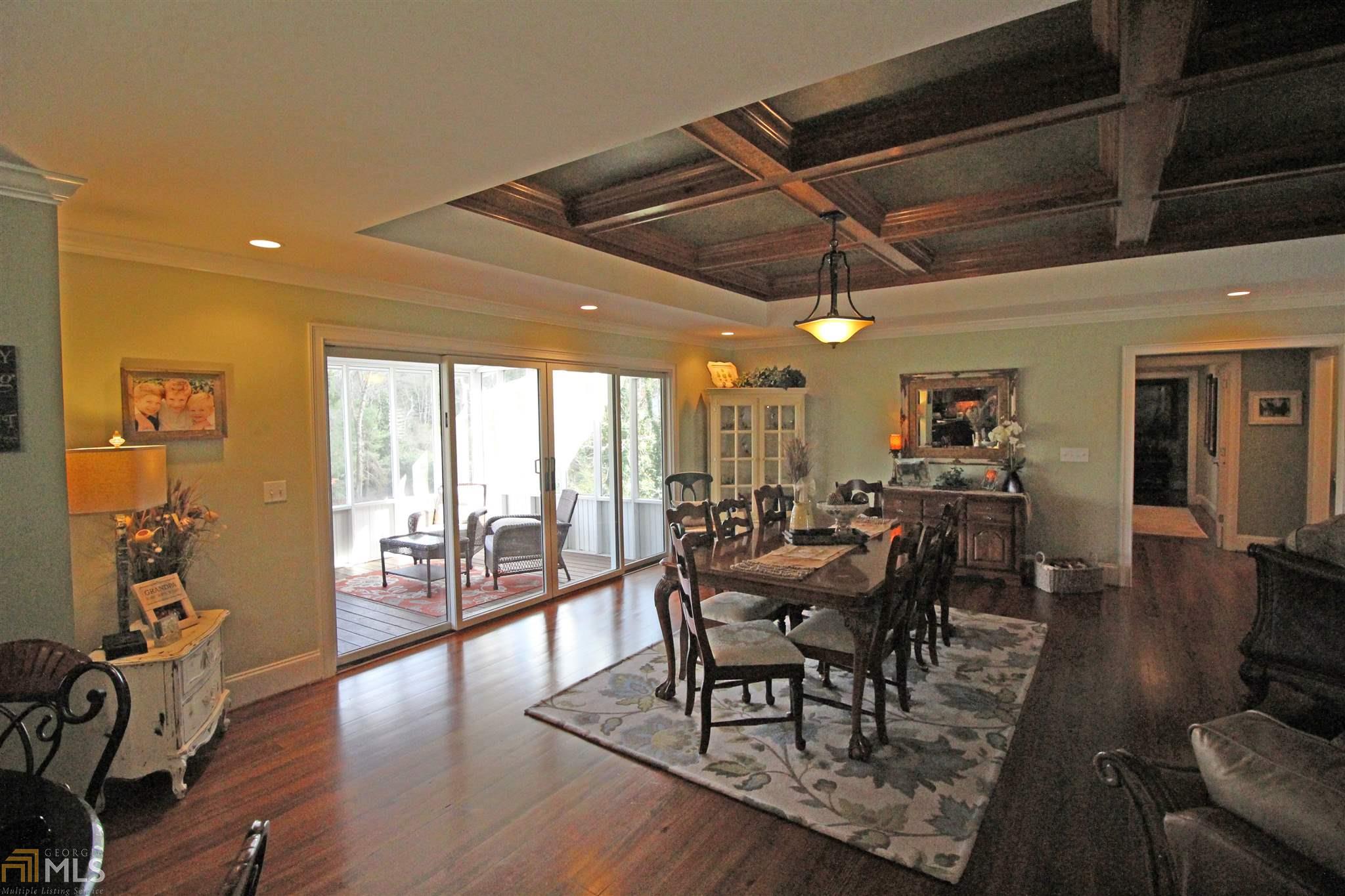 1726 Blue Ridge Dr, Gainesville, GA 30501
