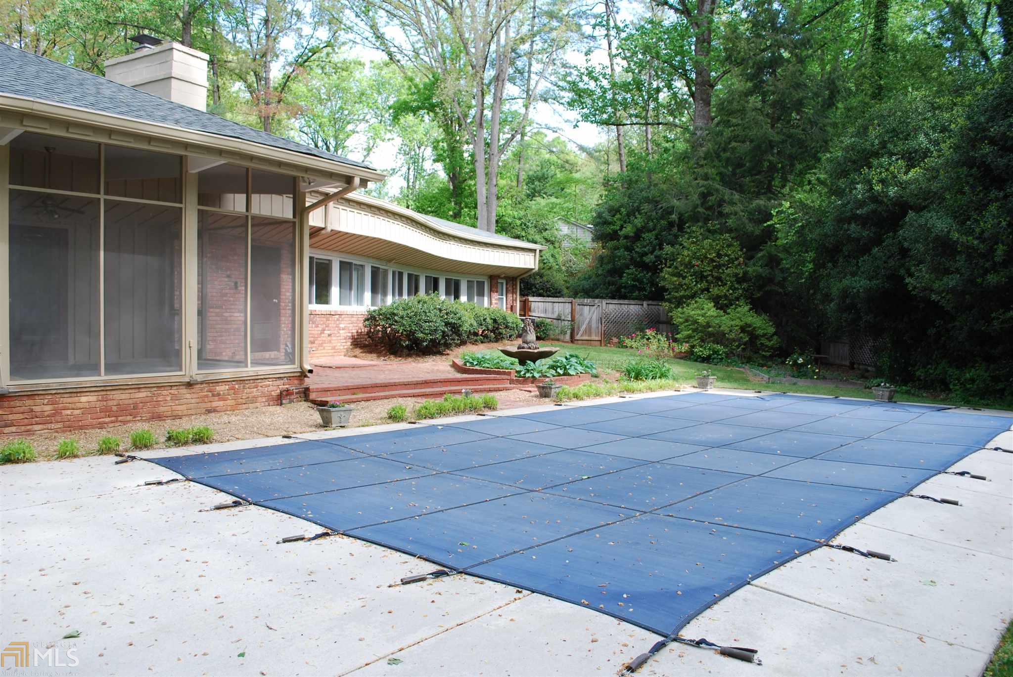 832 Glenwood Dr, Gainesville, GA 30501