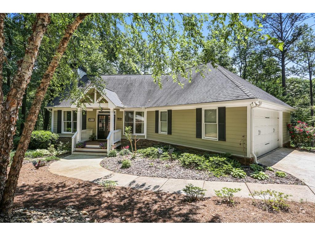 8490 BULLOCK Lane, Gainesville, GA 30506
