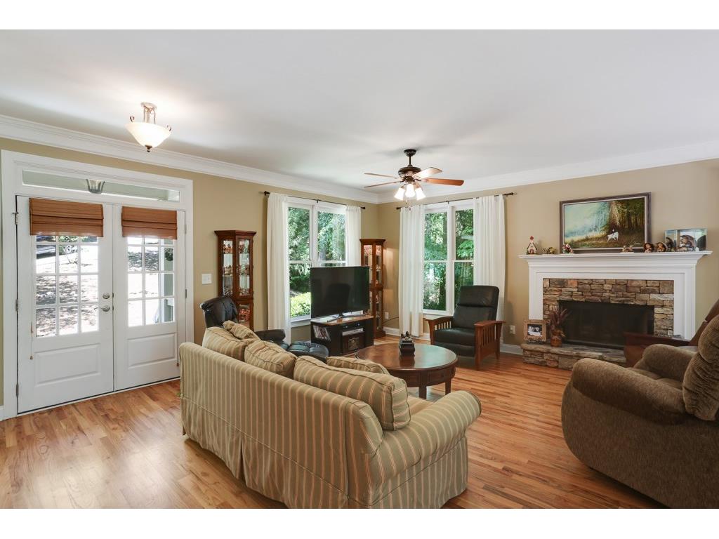 8490 BULLOCK Lane, Gainesville, GA 30506