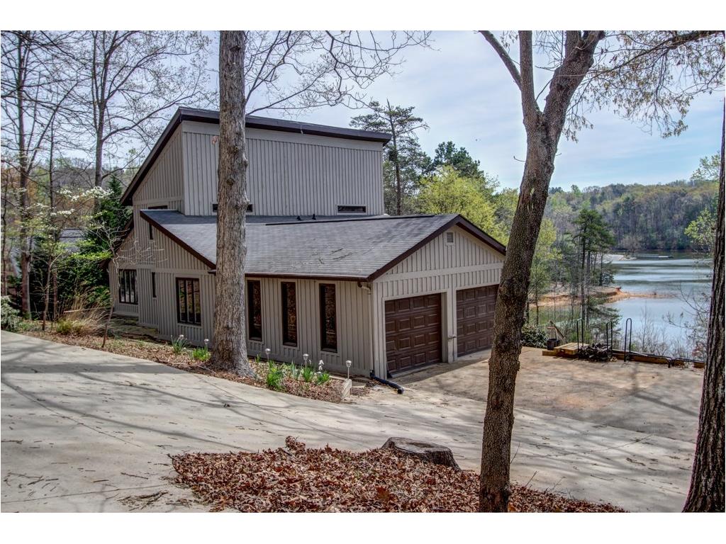 2713 Northlake Road, Gainesville, GA 30506