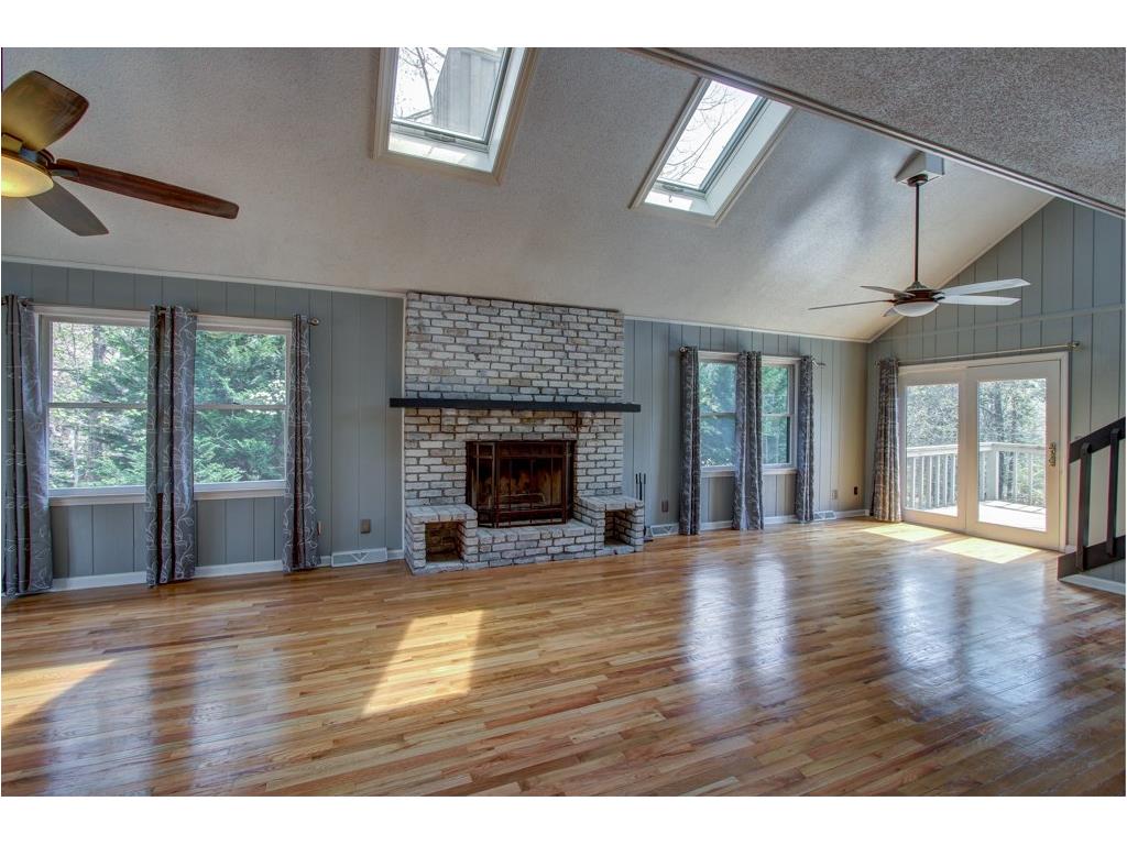2713 Northlake Road, Gainesville, GA 30506