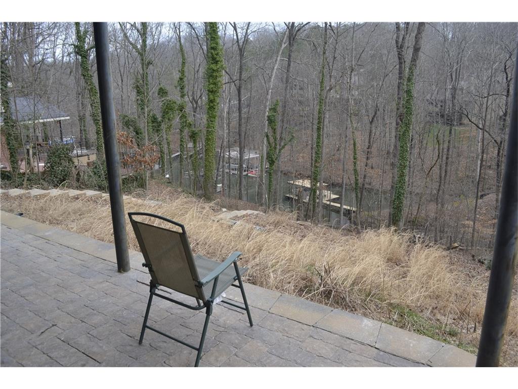 9660 Lee Circle, Gainesville, GA 30506