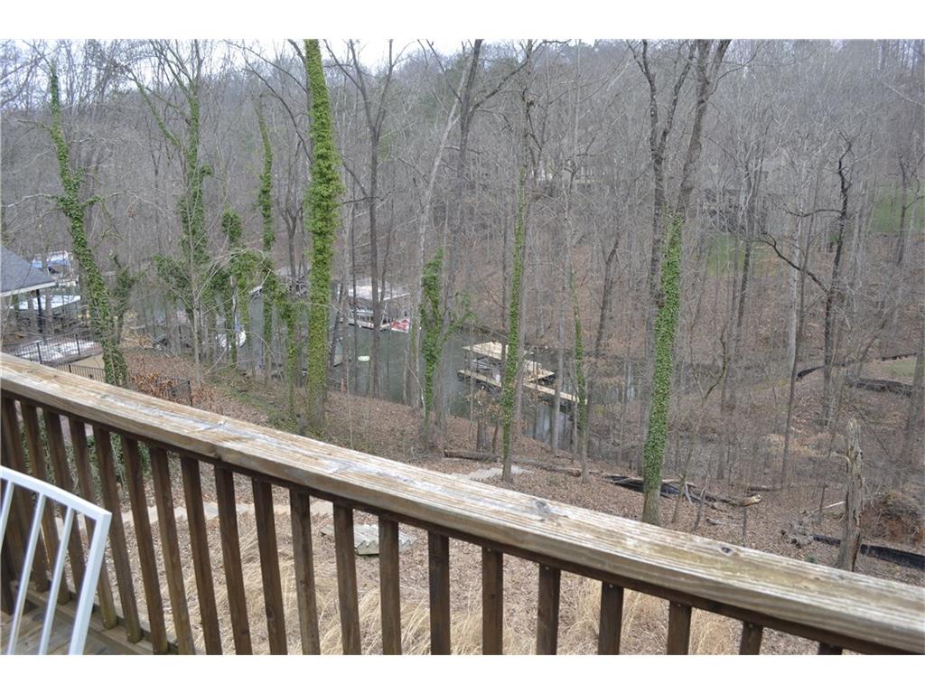 9660 Lee Circle, Gainesville, GA 30506