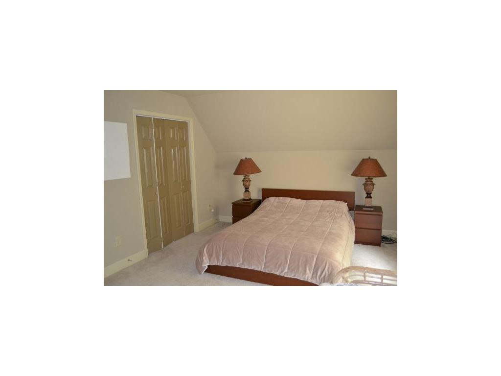 9660 Lee Circle, Gainesville, GA 30506