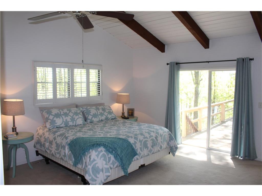 6480 Barberry Hill Drive, Gainesville, GA 30506