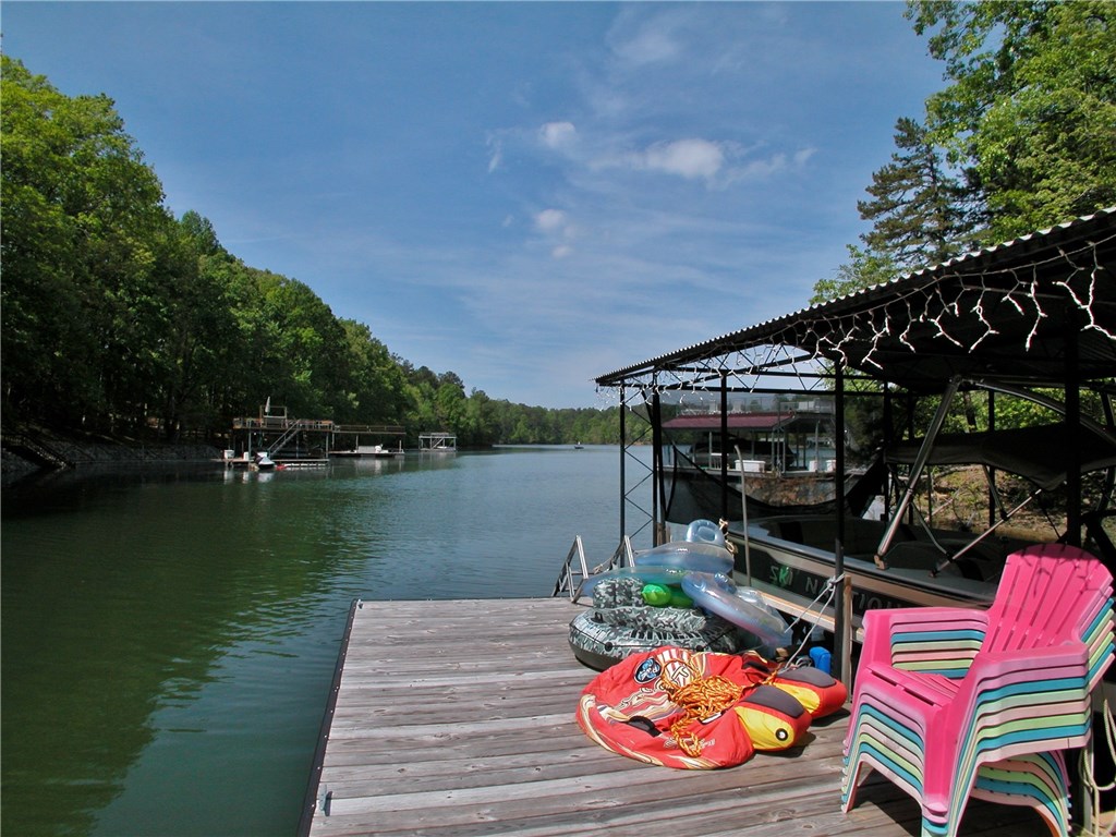 8935 Bay View Court, Gainesville, GA 30506