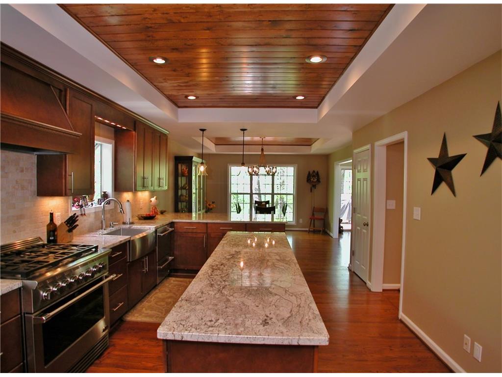 8935 Bay View Court, Gainesville, GA 30506