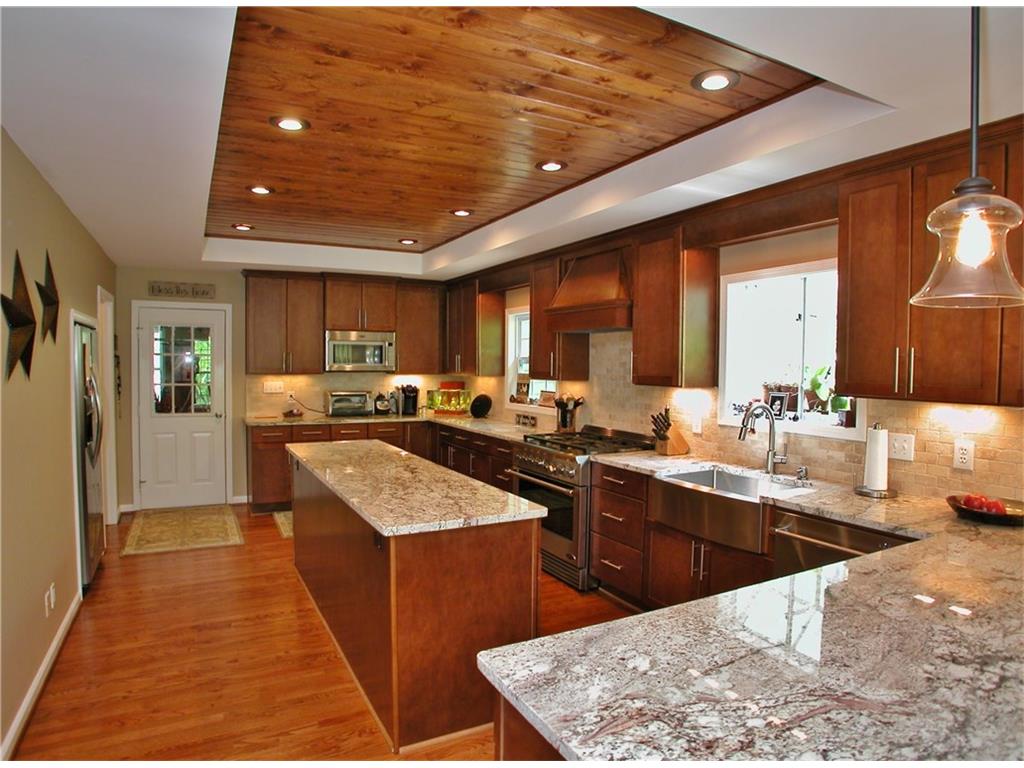 8935 Bay View Court, Gainesville, GA 30506