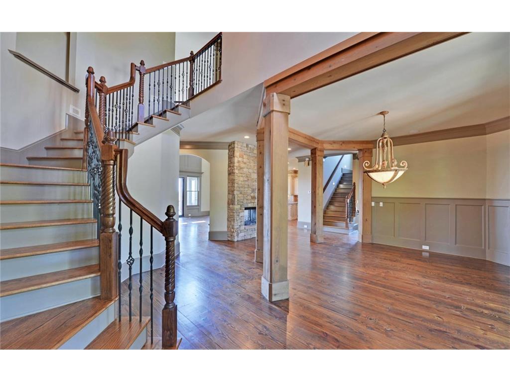6830 South Bluff Court, Gainesville, GA 30506
