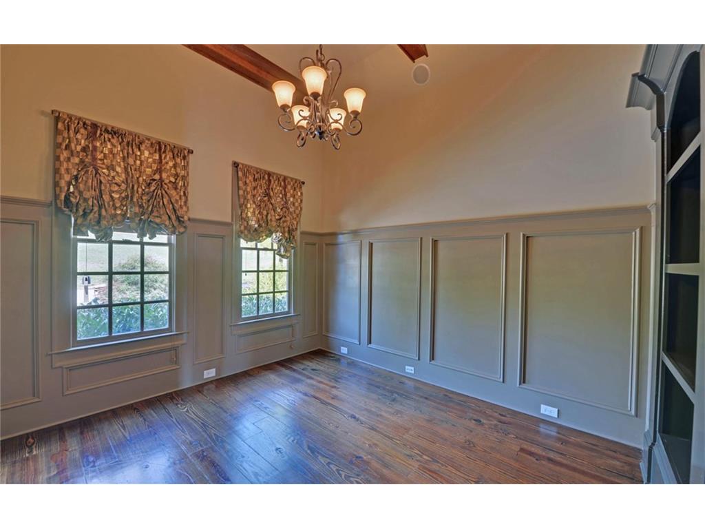 6830 South Bluff Court, Gainesville, GA 30506