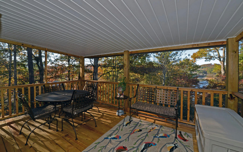 12 STEWART AVE, Blairsville, GA 30512