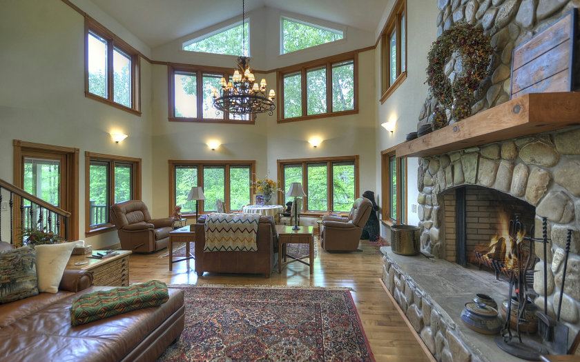 252 CREEKMONT DRIVE, Blairsville, GA 30512