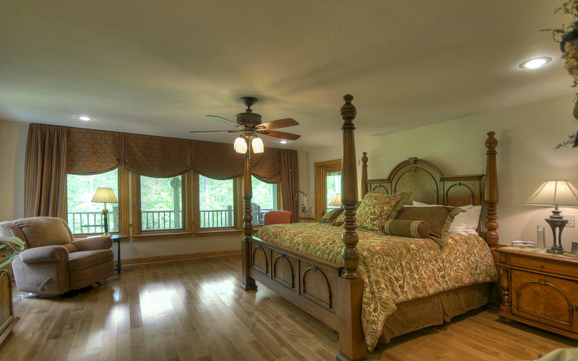 252 CREEKMONT DRIVE, Blairsville, GA 30512