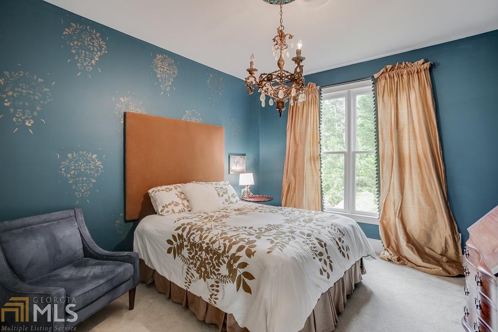 5835 Wild Azalea Cv, Sugar Hill, GA 30518