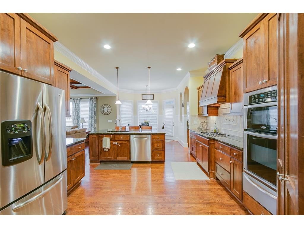 1265 Whisper Cove Drive, Buford, GA 30518