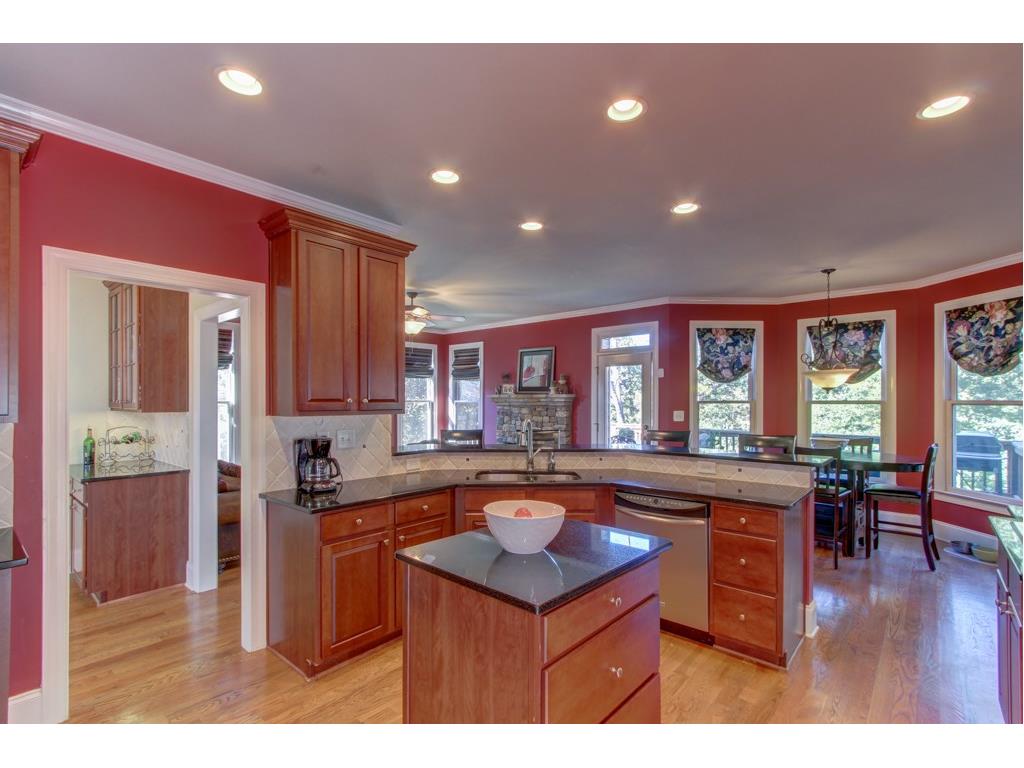 565 Big Bend Trail, Sugar Hill, GA 30518