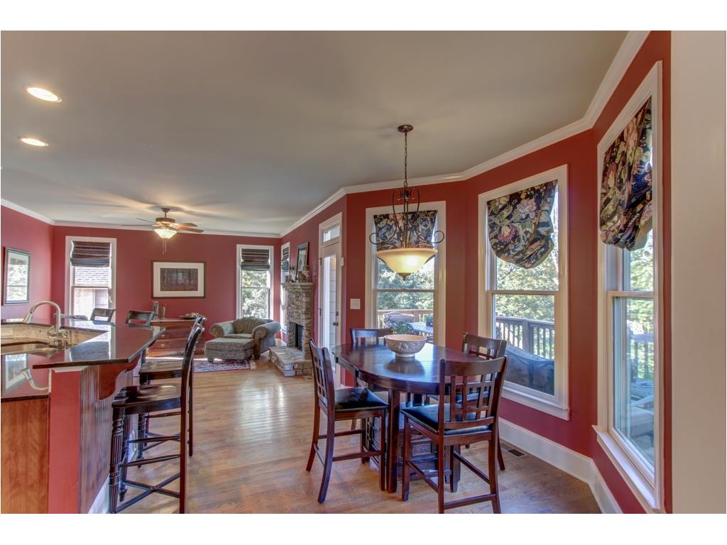 565 Big Bend Trail, Sugar Hill, GA 30518