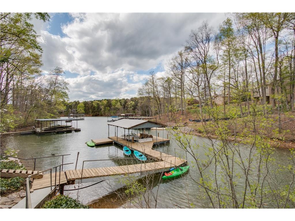 6095 Blackberry Lane, Buford, GA 30518
