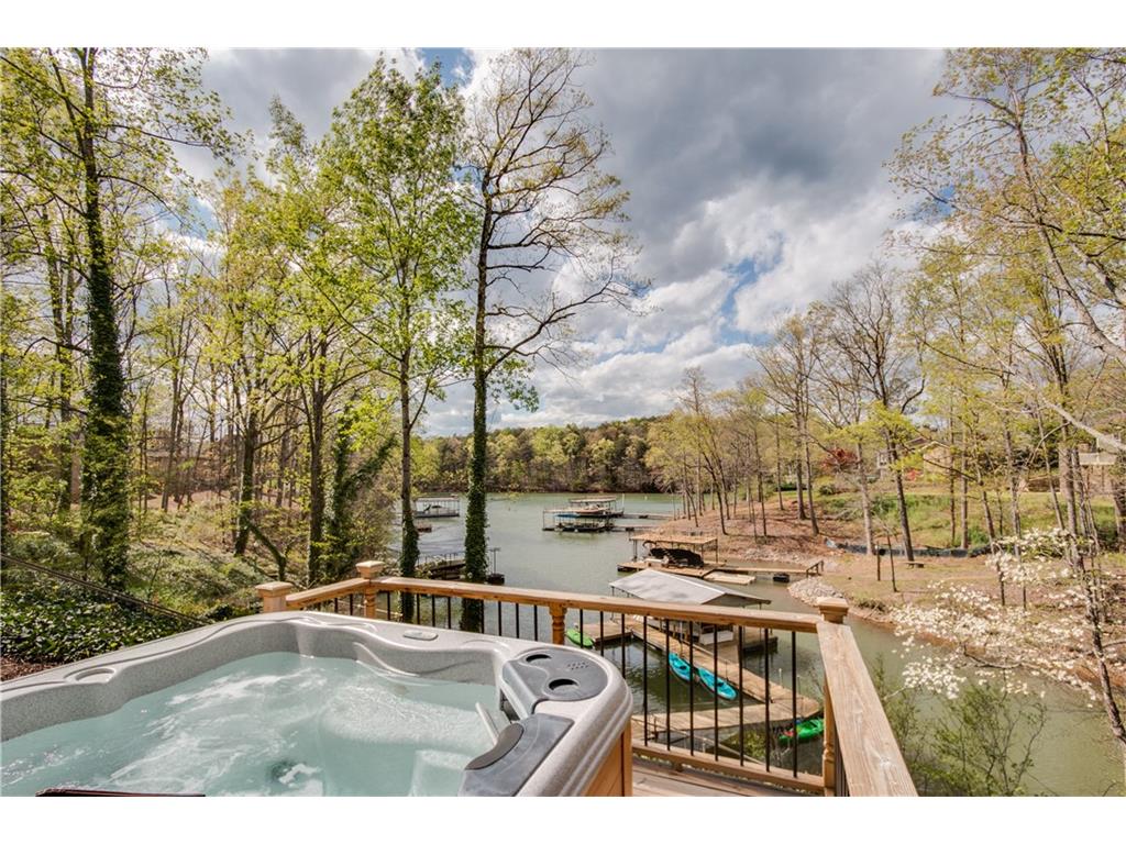 6095 Blackberry Lane, Buford, GA 30518