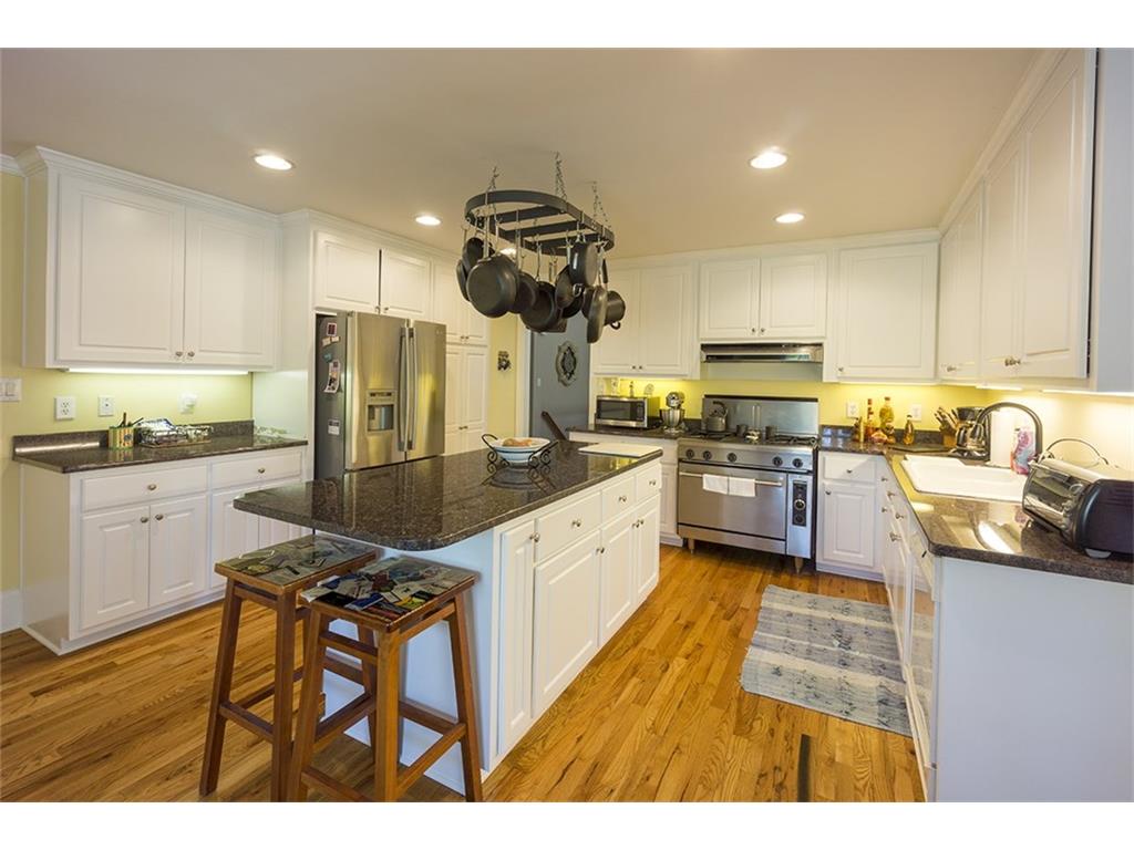 100 RAMEY Road, Sugar Hill, GA 30518