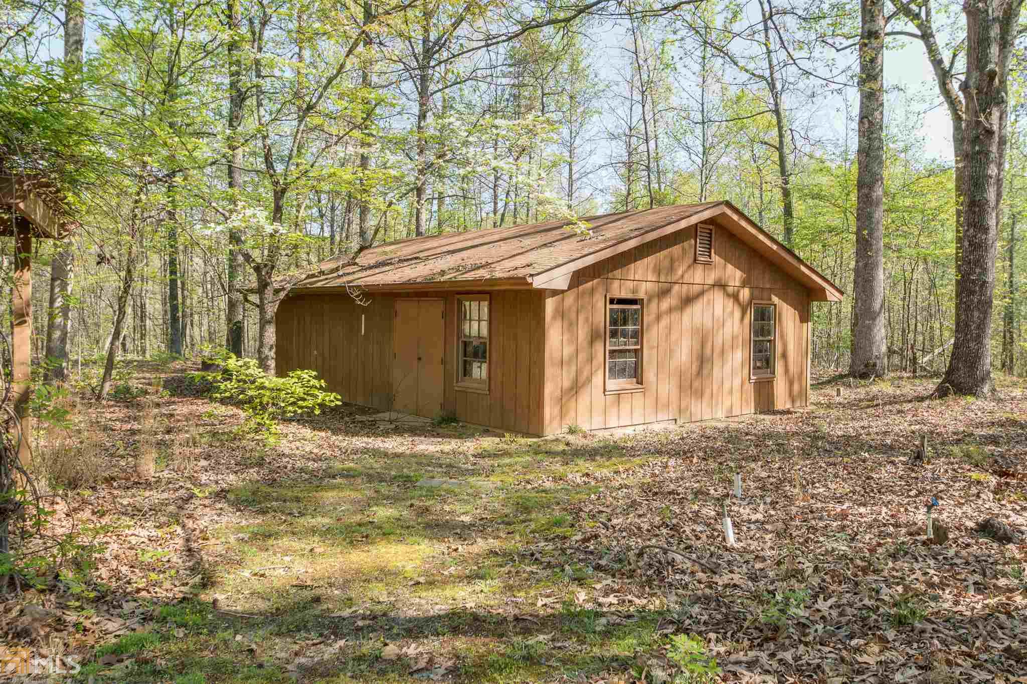 2446 E Maddox Rd, Buford, GA 30519