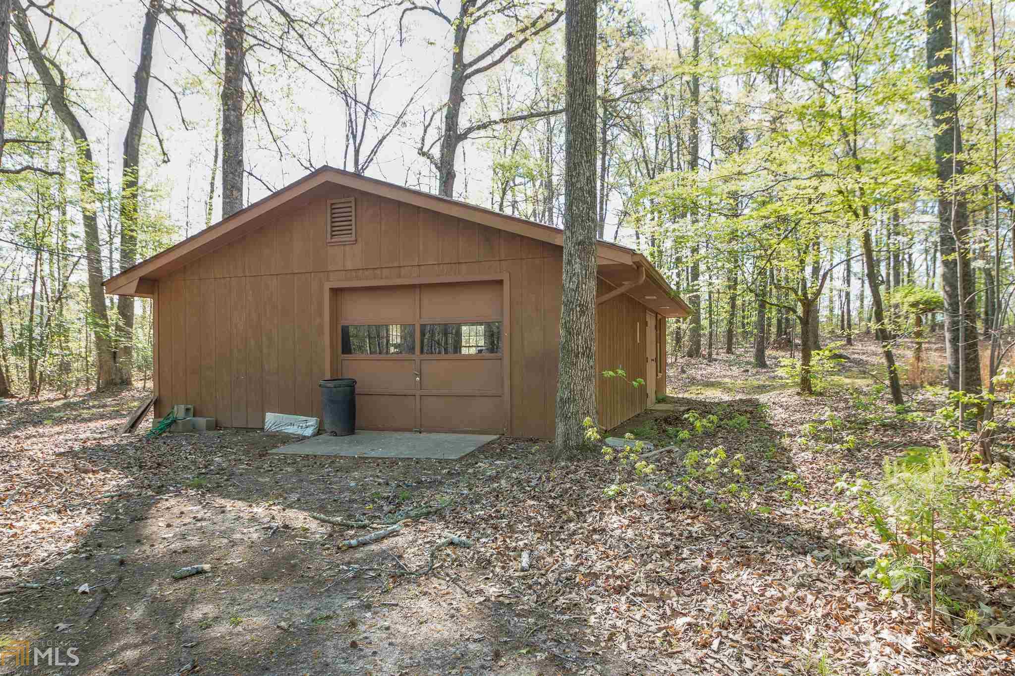 2446 E Maddox Rd, Buford, GA 30519