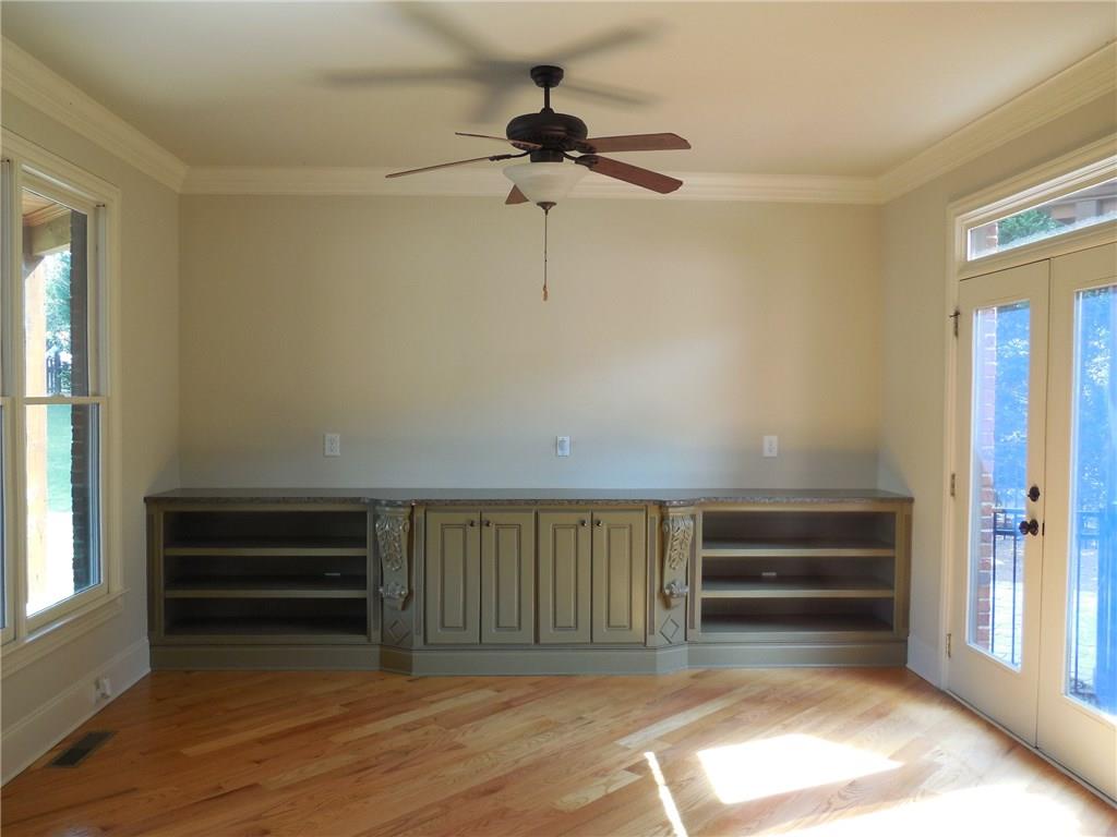 2689 Kelly Cove Drive, Buford, GA 30519