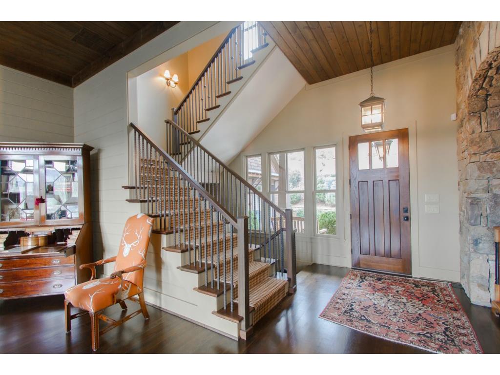 371 Orchard Hill Drive, Clarkesville, GA 30523